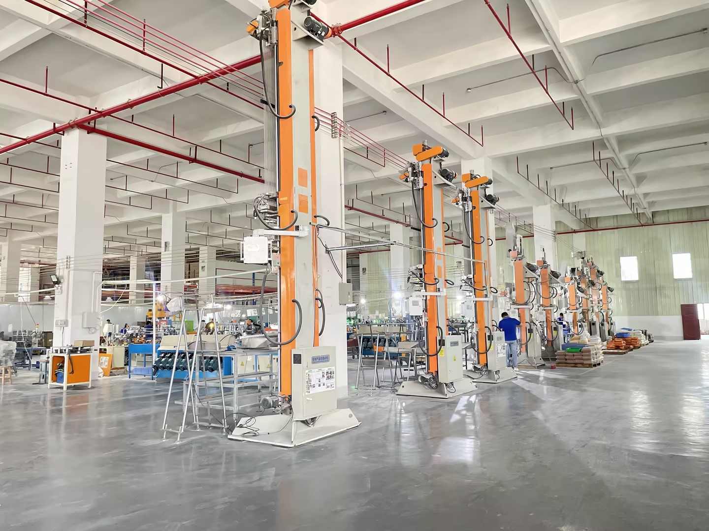 How did the monthly output value of electric heating tubes reach 9 million?